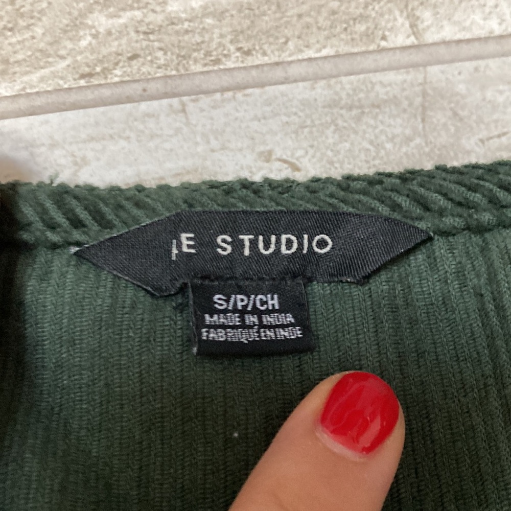 American Eagle Outfitters Green Corduroy Dress - Picture 2 of 2